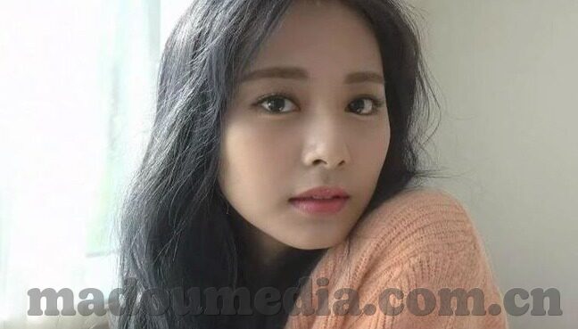 果冻传媒麻豆李琼视频-凝视虚拟与现实的交汇，果冻传媒麻豆李琼视频探微